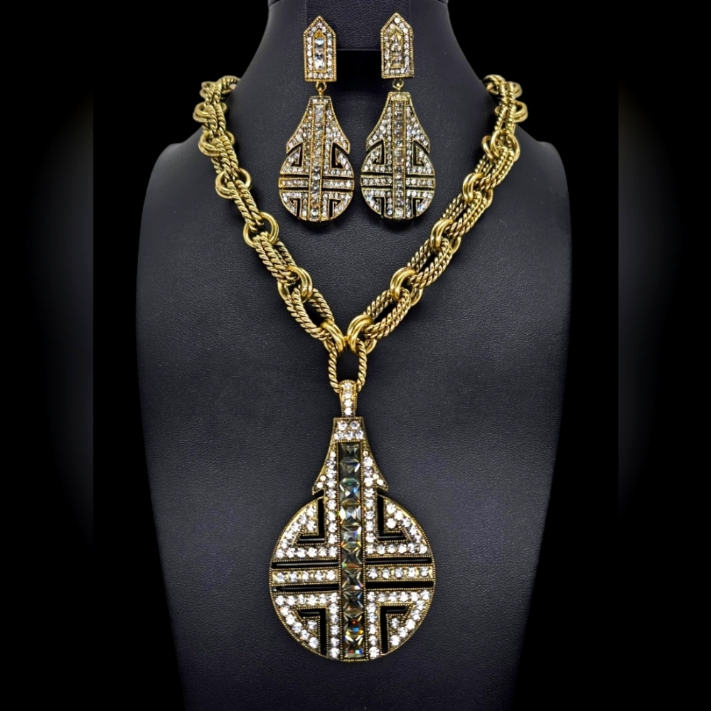 SOLD Heidi Daus "Chinois Chic" Necklace And "Everyday Chic" earrings Set Reve…